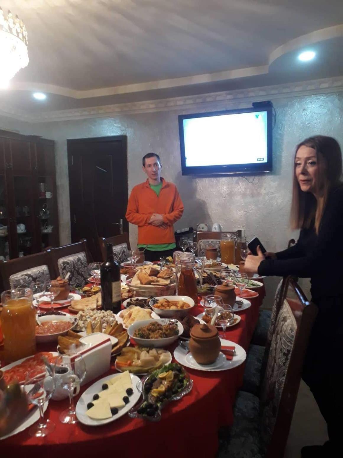 Mestia 4 Season المظهر الخارجي الصورة