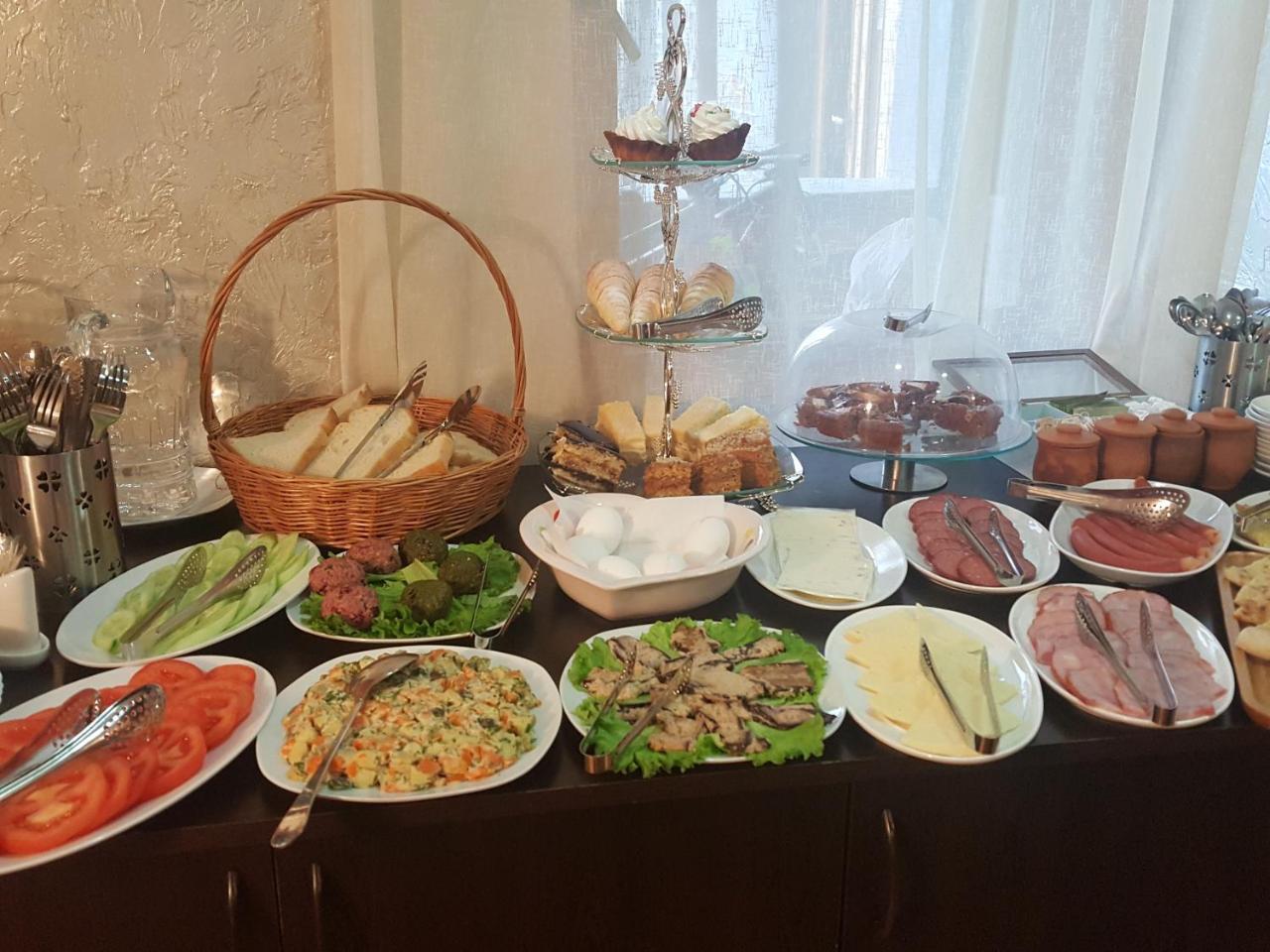 Mestia 4 Season المظهر الخارجي الصورة
